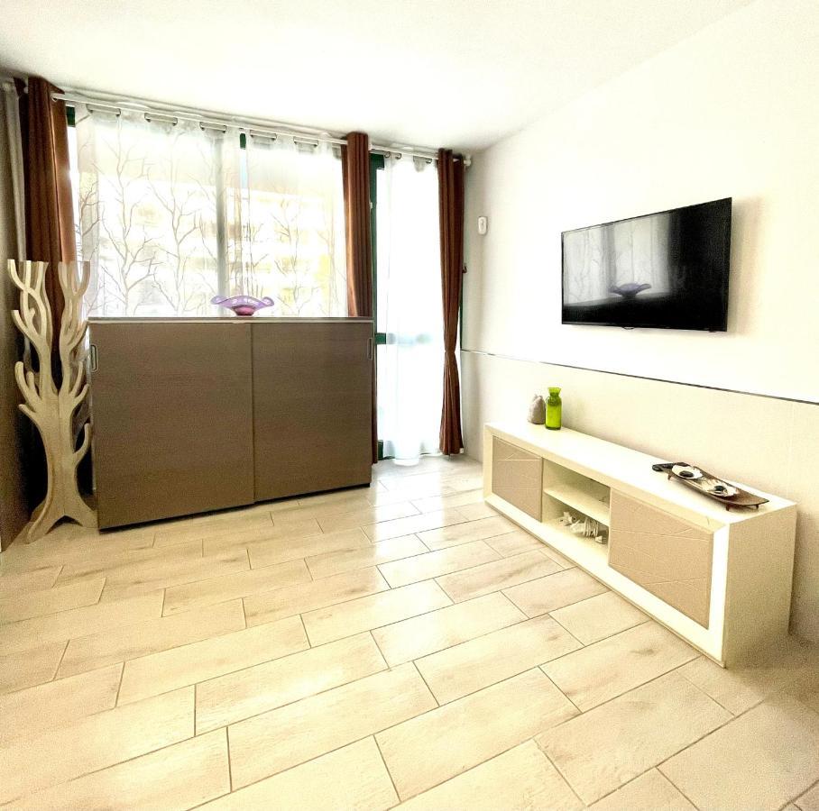 Optimist Playa De Las Americas Apartment Exterior photo
